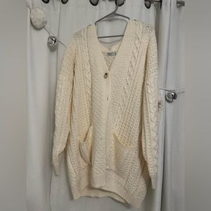 Oversized cream cardigan